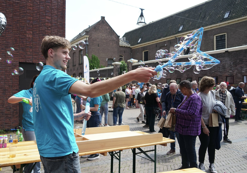 Het voorprogramma is al feest.